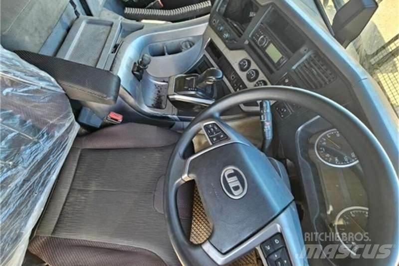UD TRUCKS QUON 기타 트럭