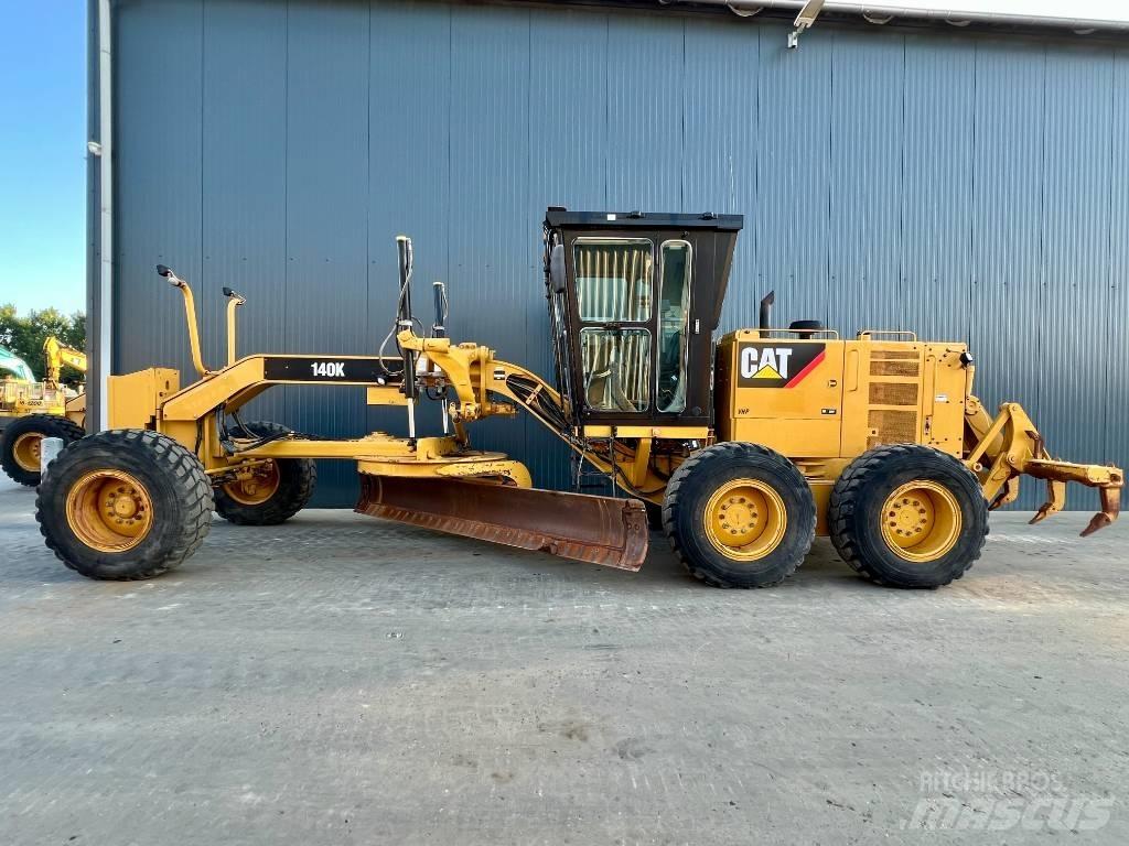CAT 140K 그레이더