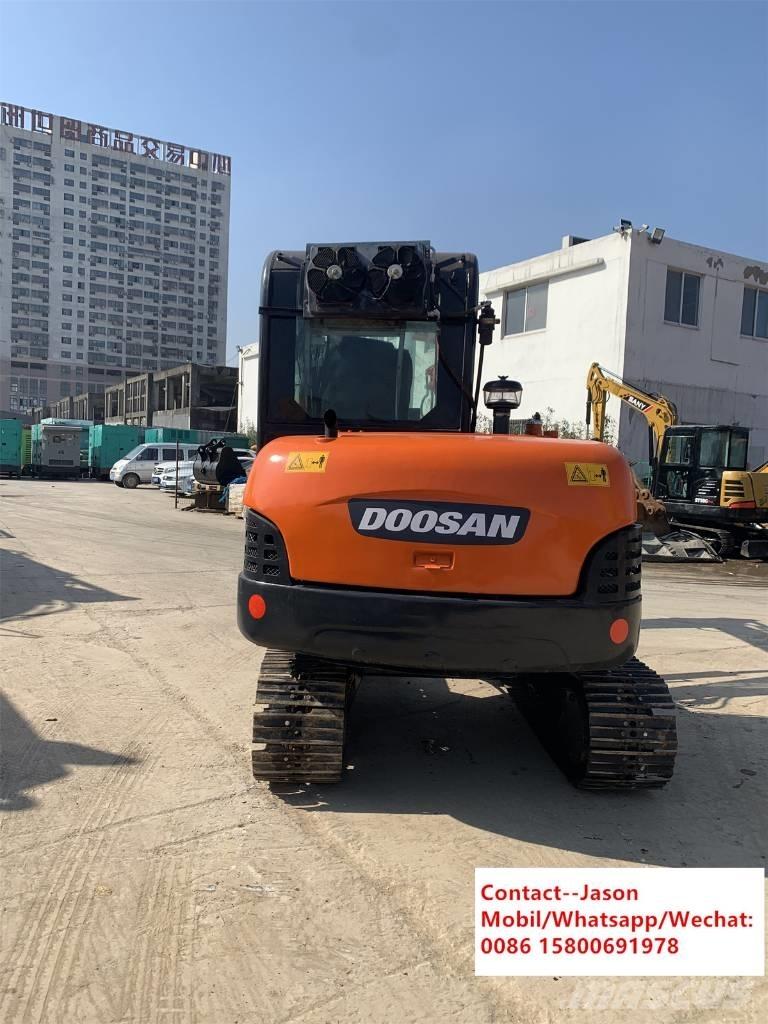 Doosan DH 60-7 소형 굴삭기 7톤 미만