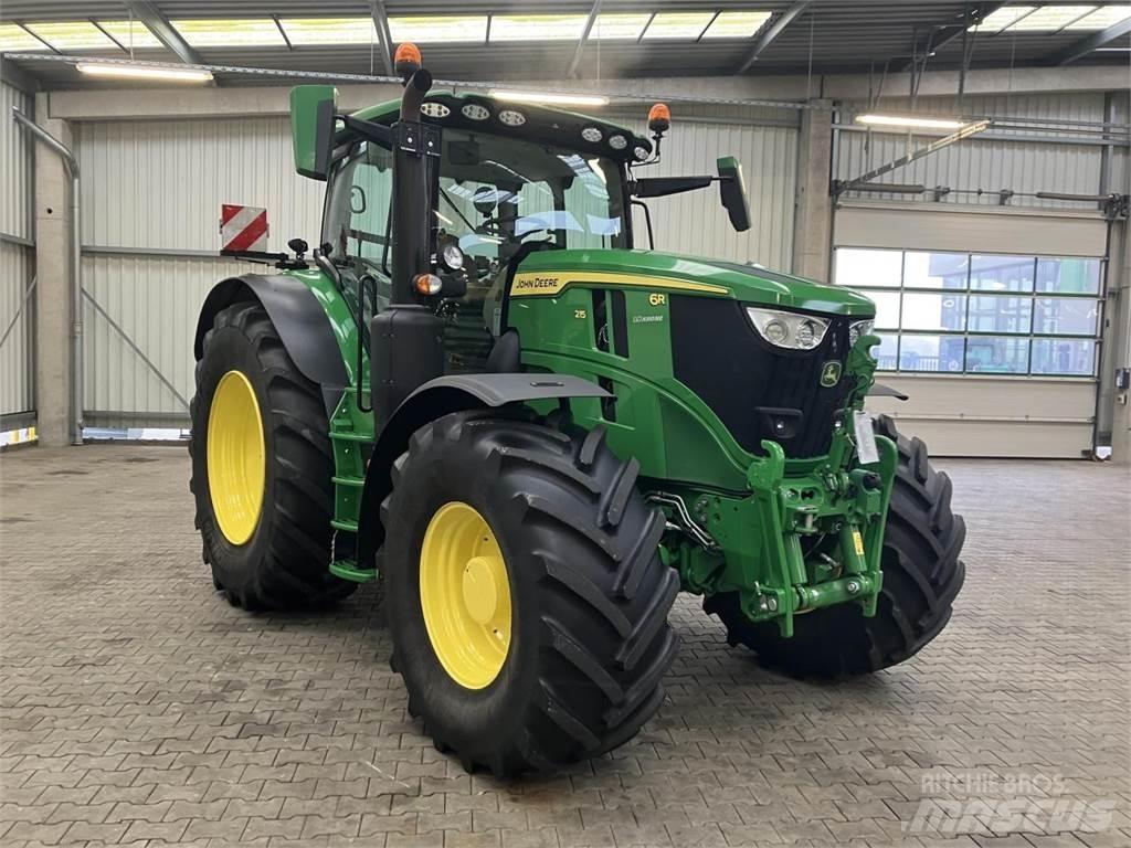 John Deere 6R 215 트랙터