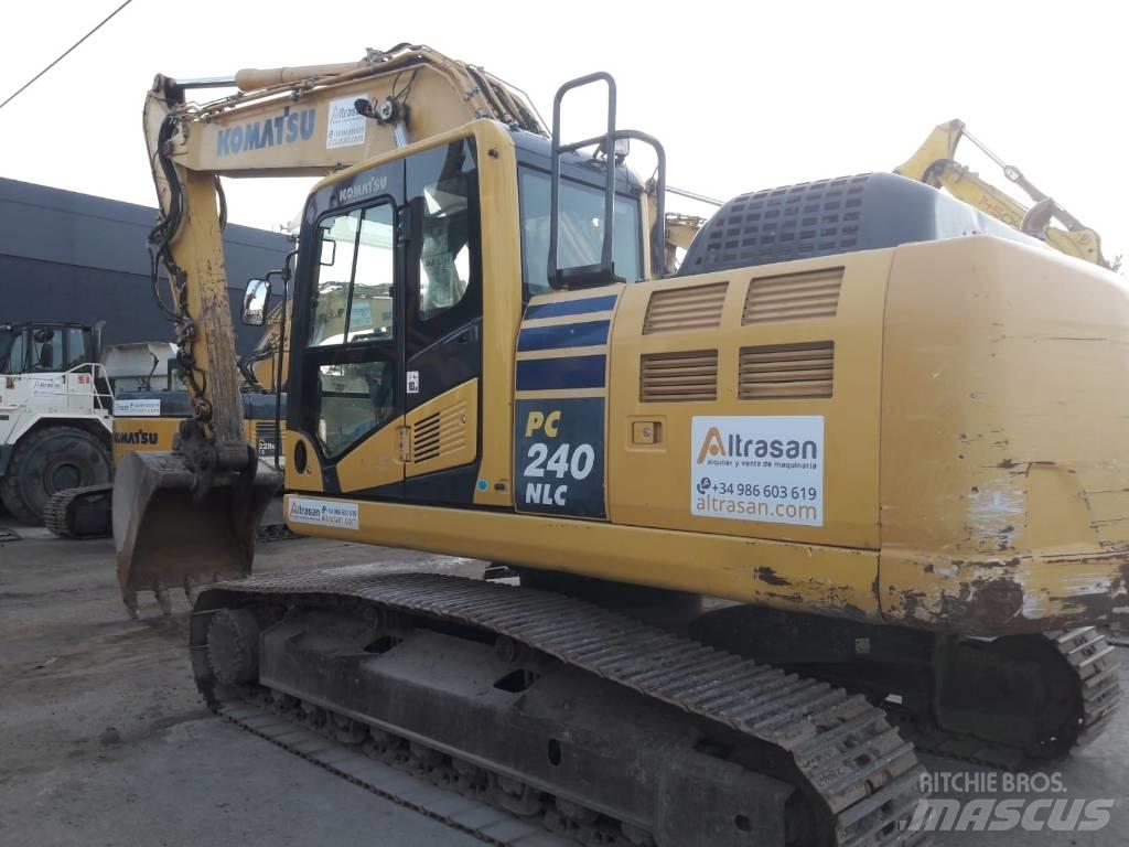Komatsu PC240NLC-10 대형 굴삭기 29톤 이상