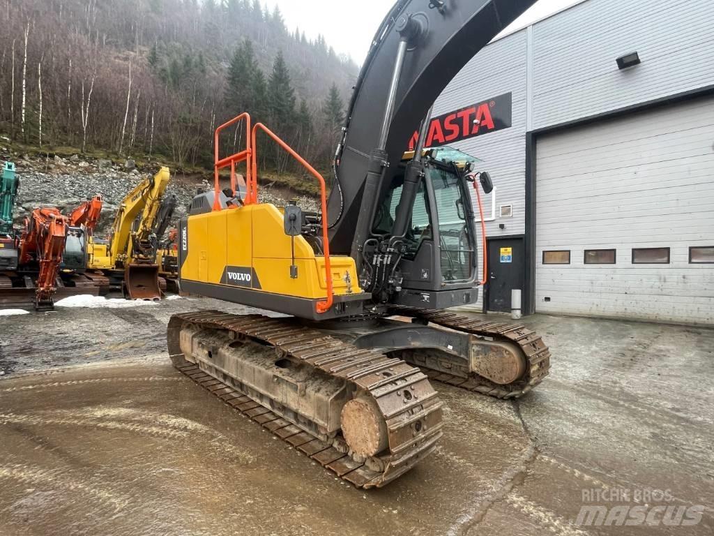 Volvo EC 220 EL 대형 굴삭기 29톤 이상
