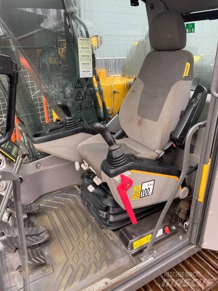 Volvo EC140E 대형 굴삭기 29톤 이상