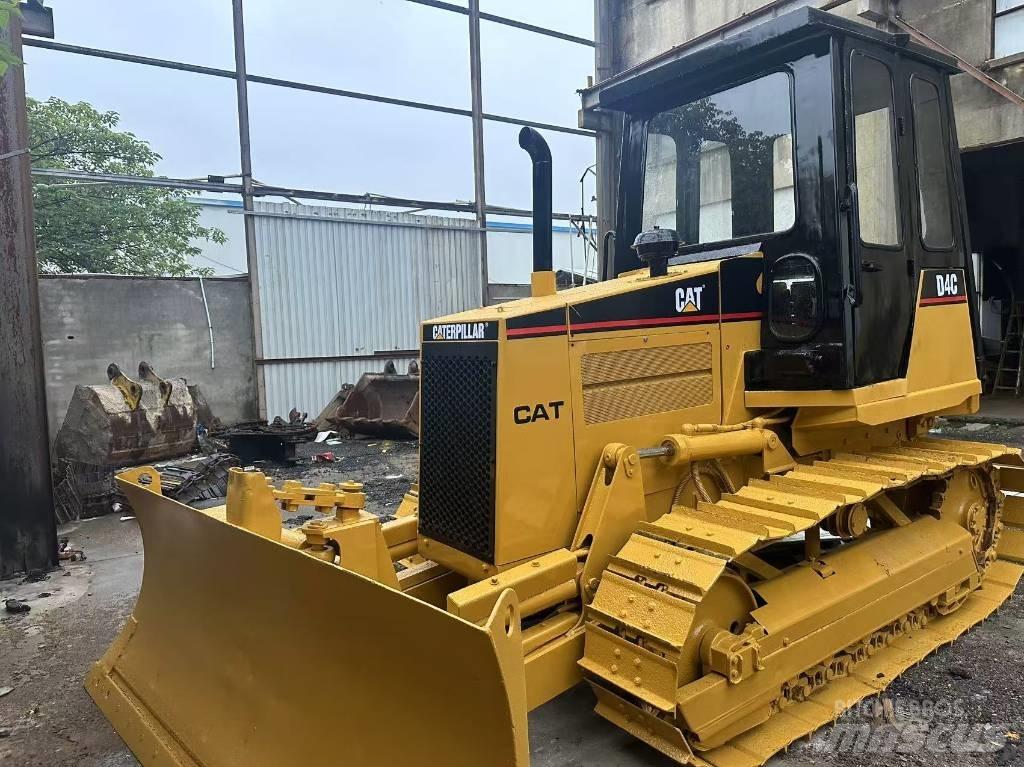 CAT D 4 C 크롤러 도저