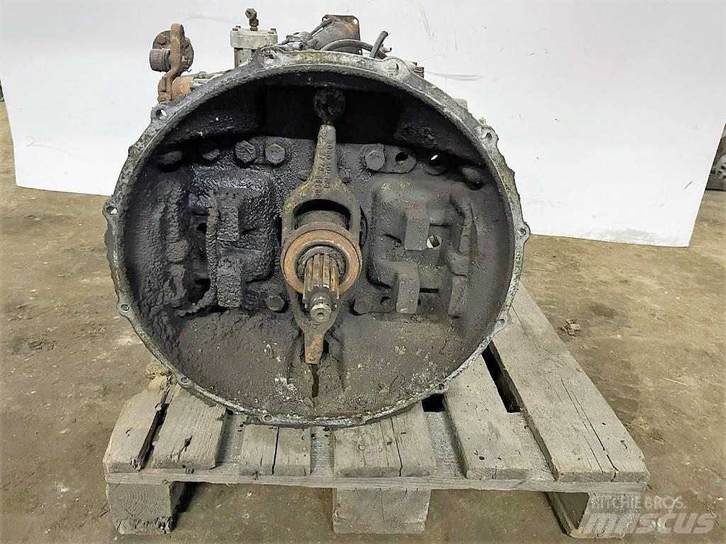 ZF 6S150C 기어박스