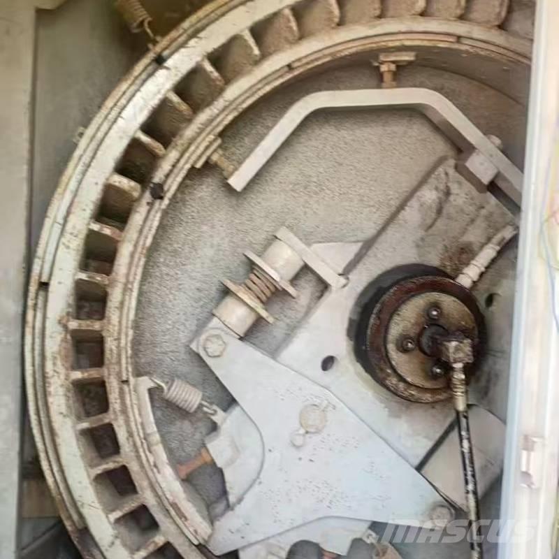 Kobelco 7150 트랙 크레인