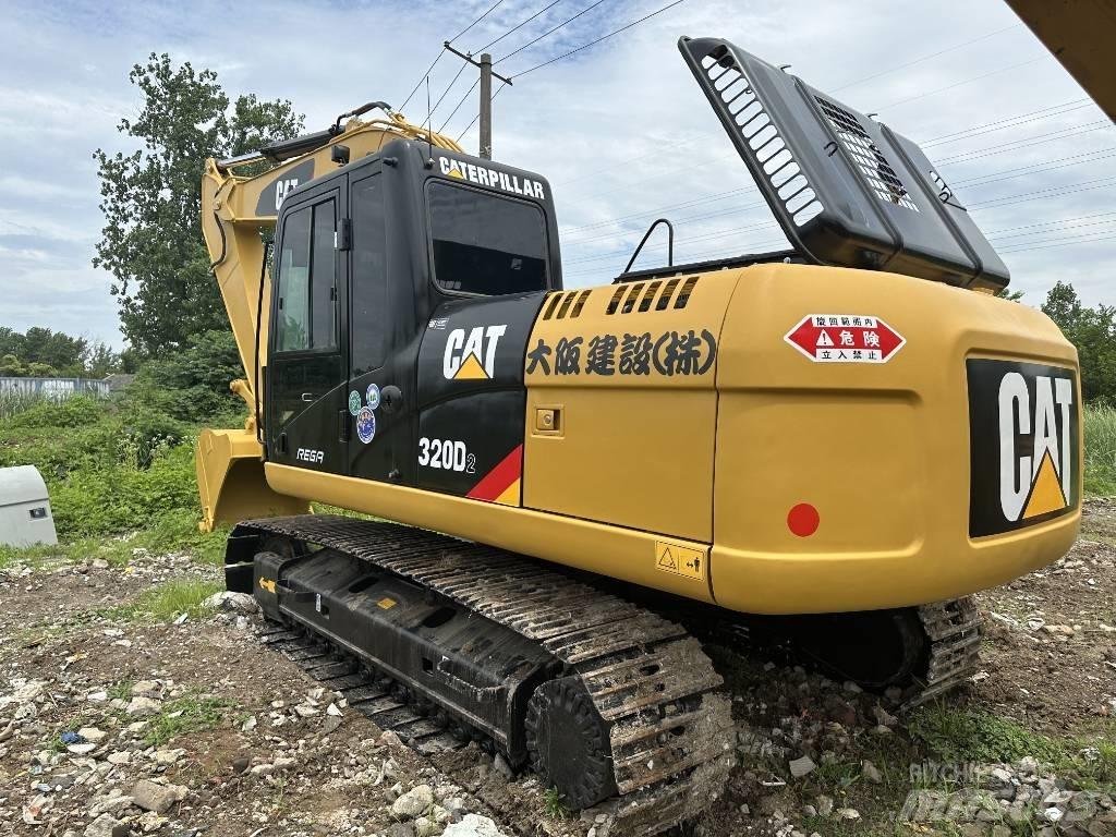 CAT 320 D 대형 굴삭기 29톤 이상