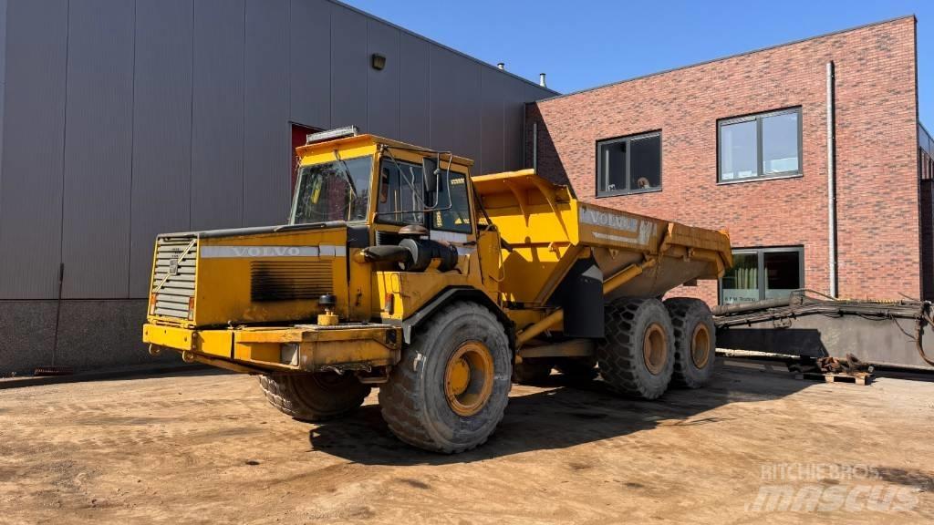 Volvo A 25 C 연결식 홀러