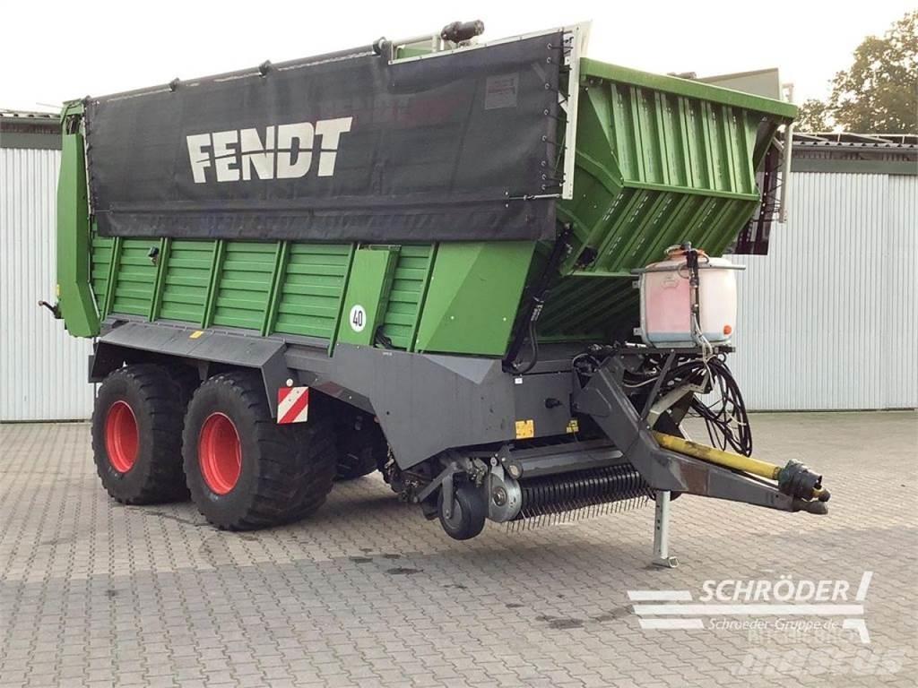 Fendt TIGO 60 PR 자동 적재 트레일러