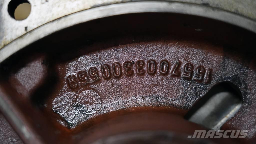 CASE CS 86 Bromshus  브레이크