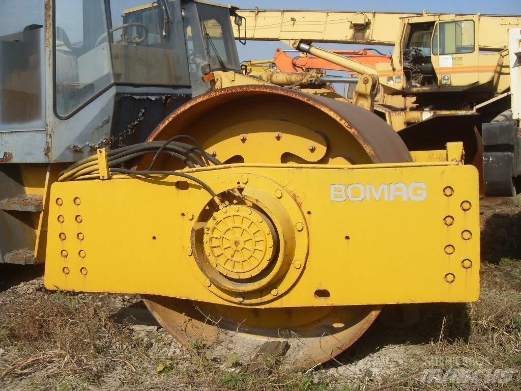 Bomag 217D 싱글 드럼 롤러