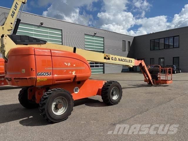 JLG 660 SJ 견인식 전동이동 리프트