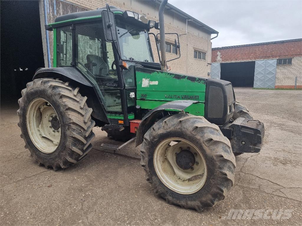 Valtra Valmet 900 트랙터