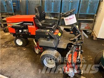 Jacobsen T-PLEX185 탑승형 잔디깎기