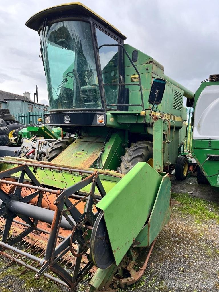 John Deere 1055 콤바인 수확기