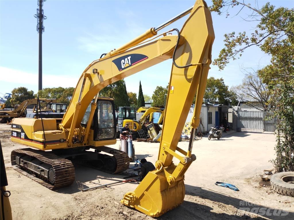 CAT 320 B 대형 굴삭기 29톤 이상