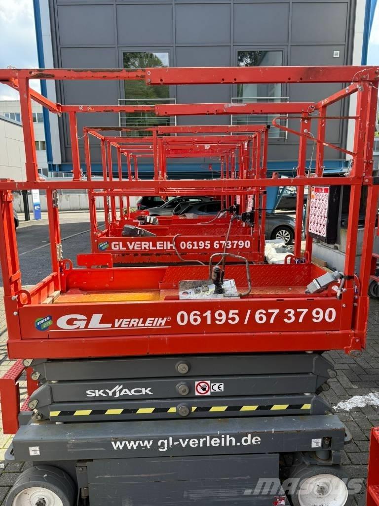 SkyJack SJ 3219 가위형 리프트