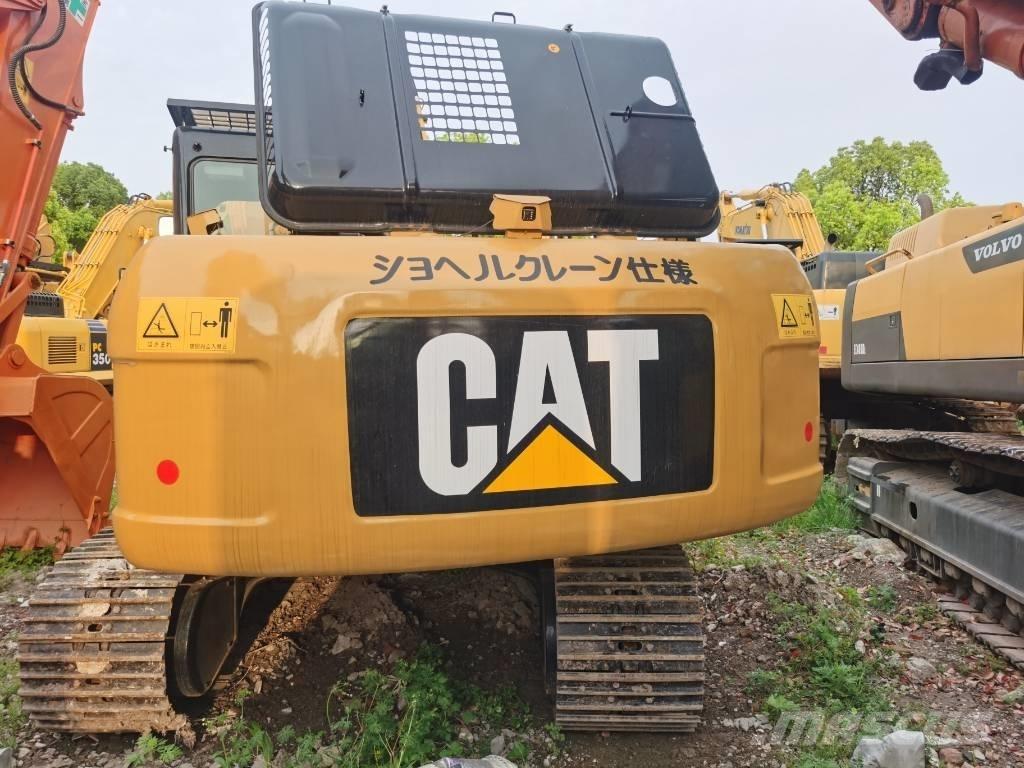 CAT 320 D2 대형 굴삭기 29톤 이상