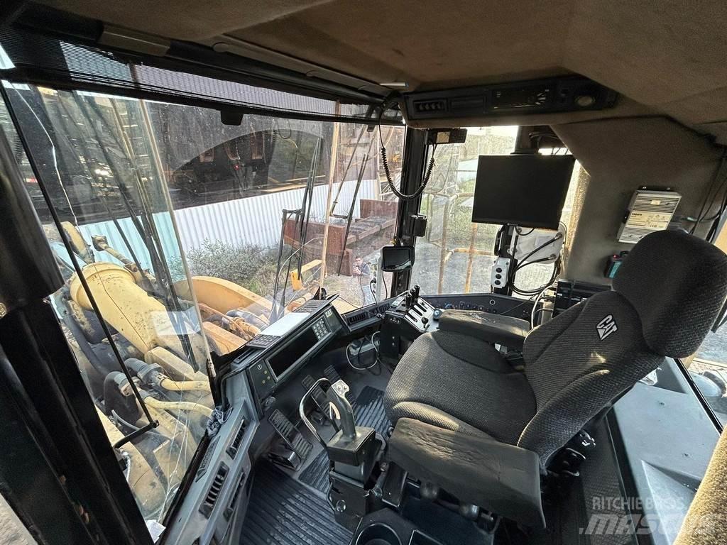 CAT 990  휠로우더