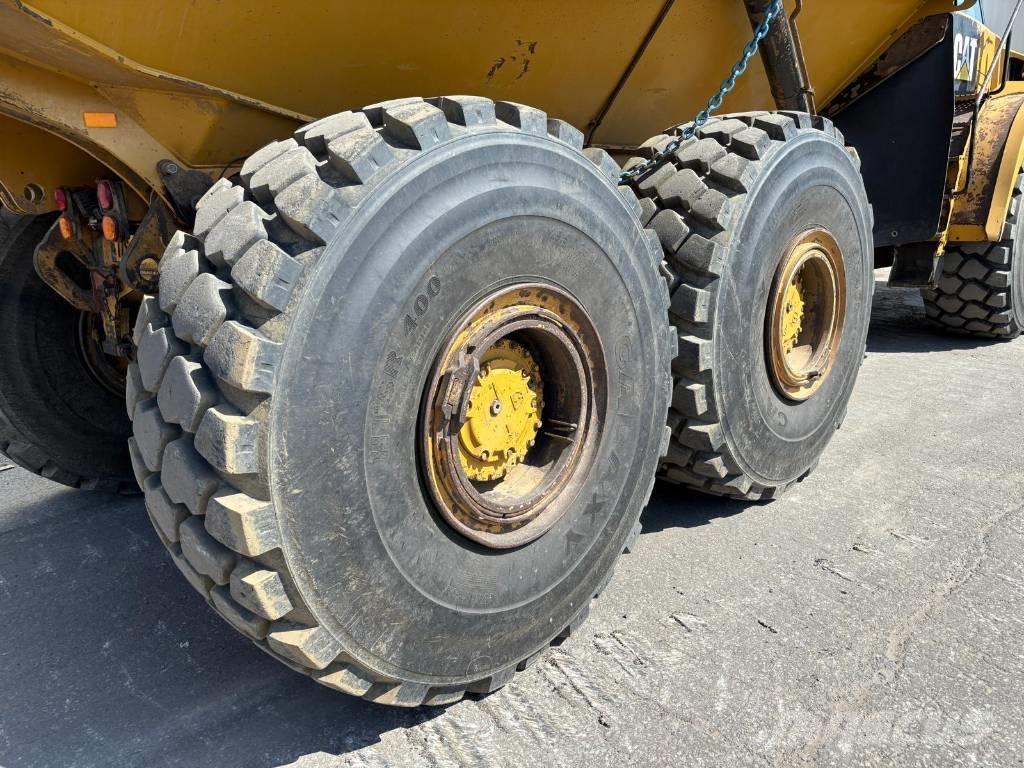 CAT 745 C 연결식 홀러