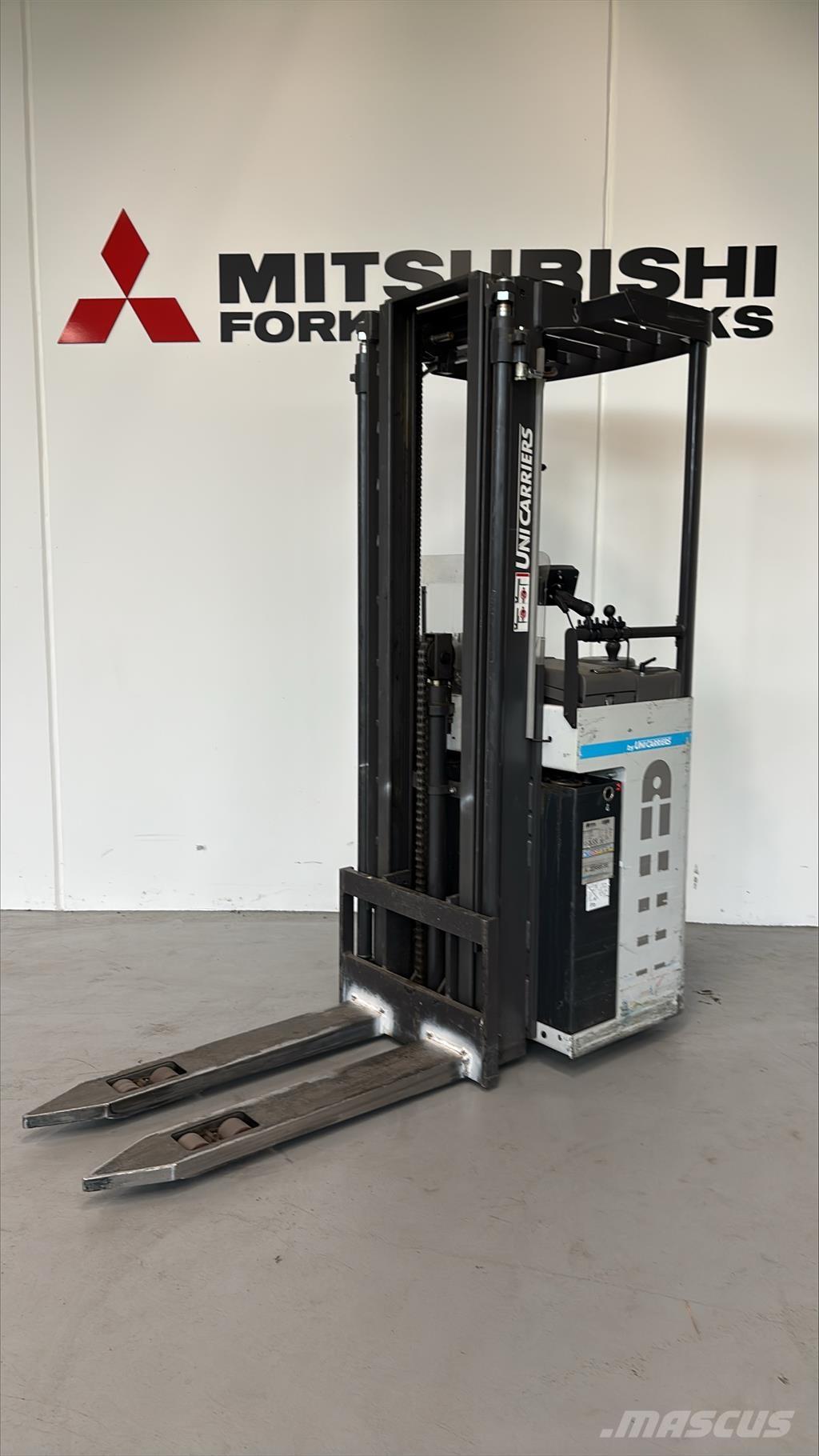 Atlet A160 보행식 리치 지게차