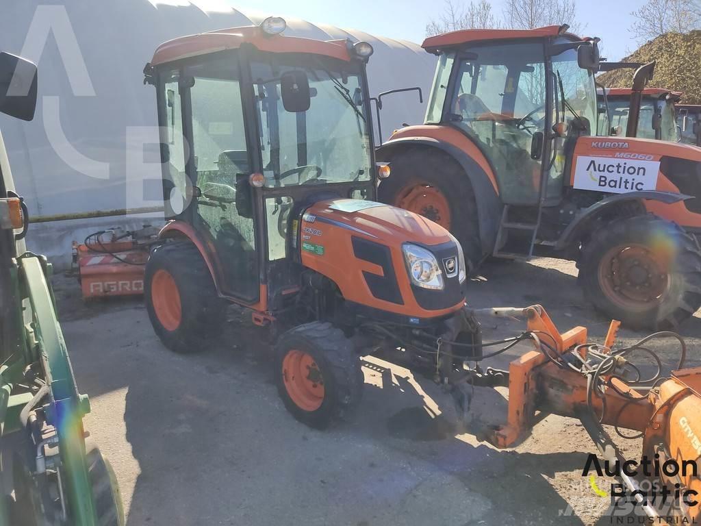 Kioti CK 2810 트랙터