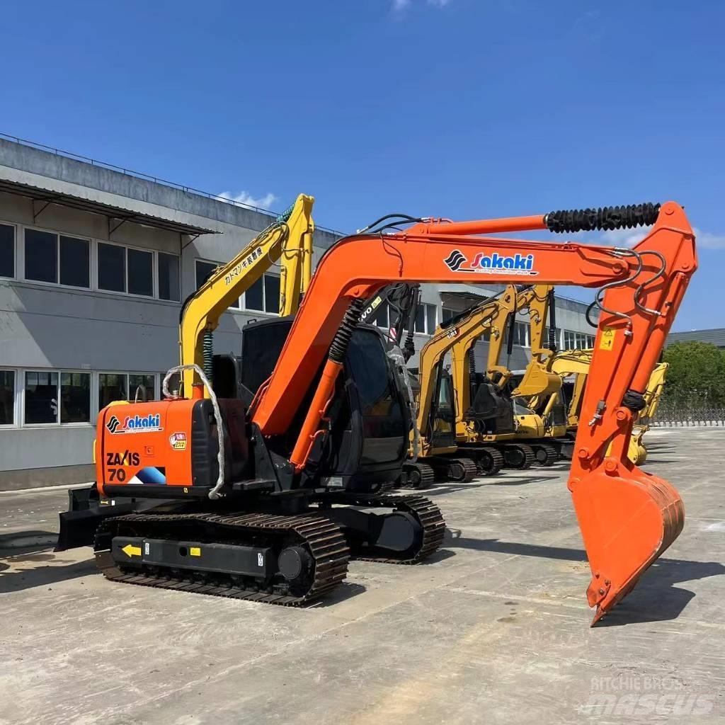 Hitachi ZX 70 소형 굴삭기 7톤 미만