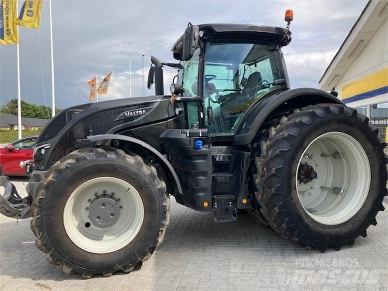 Valtra S394 트랙터