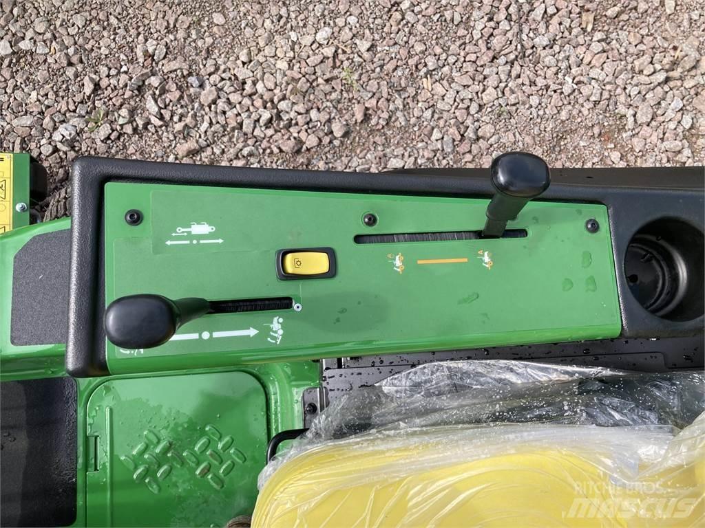 John Deere 1550 탑승형 잔디깎기