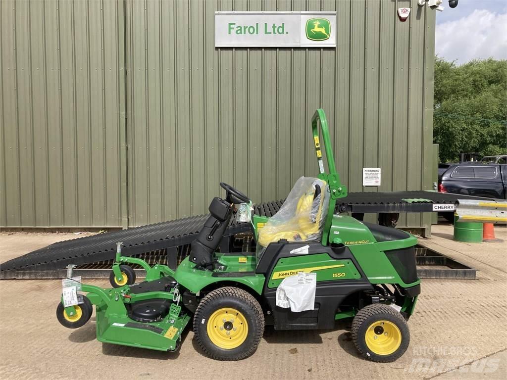 John Deere 1550 탑승형 잔디깎기