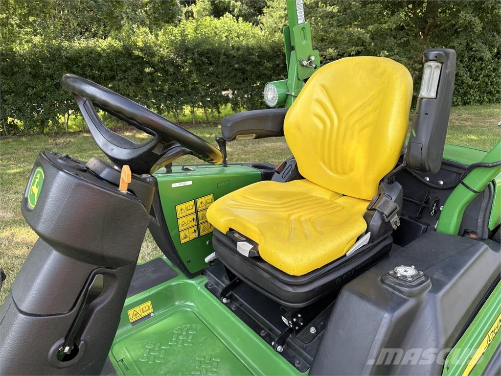 John Deere 1570 탑승형 잔디깎기