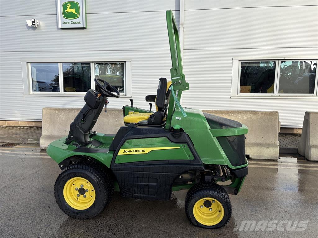 John Deere 1570 탑승형 잔디깎기
