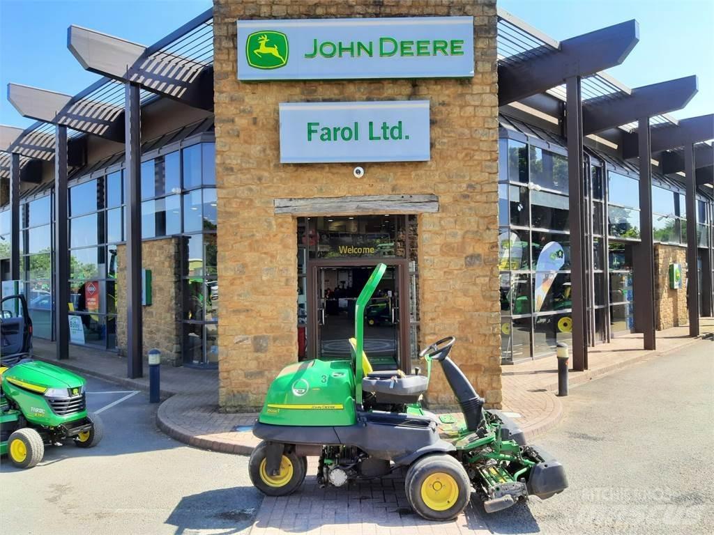 John Deere 2500EH 밀면서 전진하는 잔디깎기