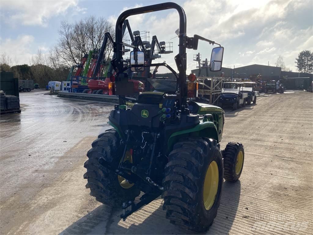 John Deere 3025E 소형 트랙터
