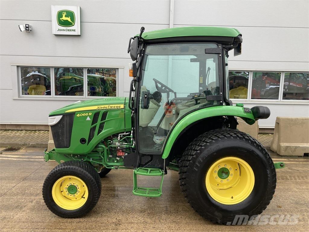 John Deere 4066R 소형 트랙터