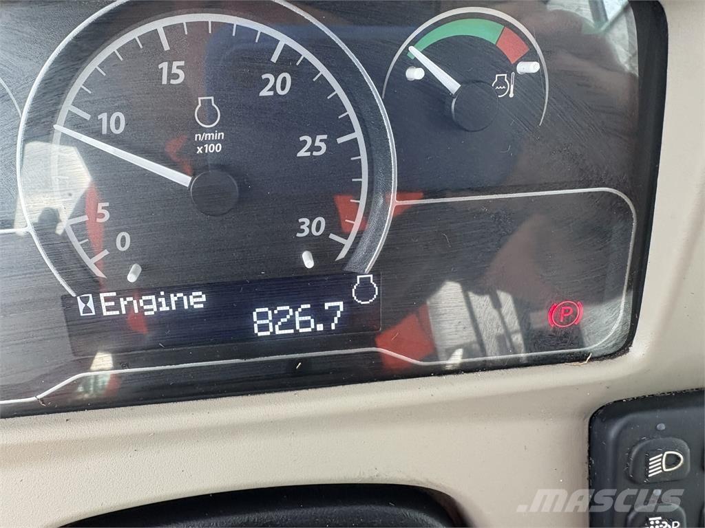 John Deere 4066R 소형 트랙터