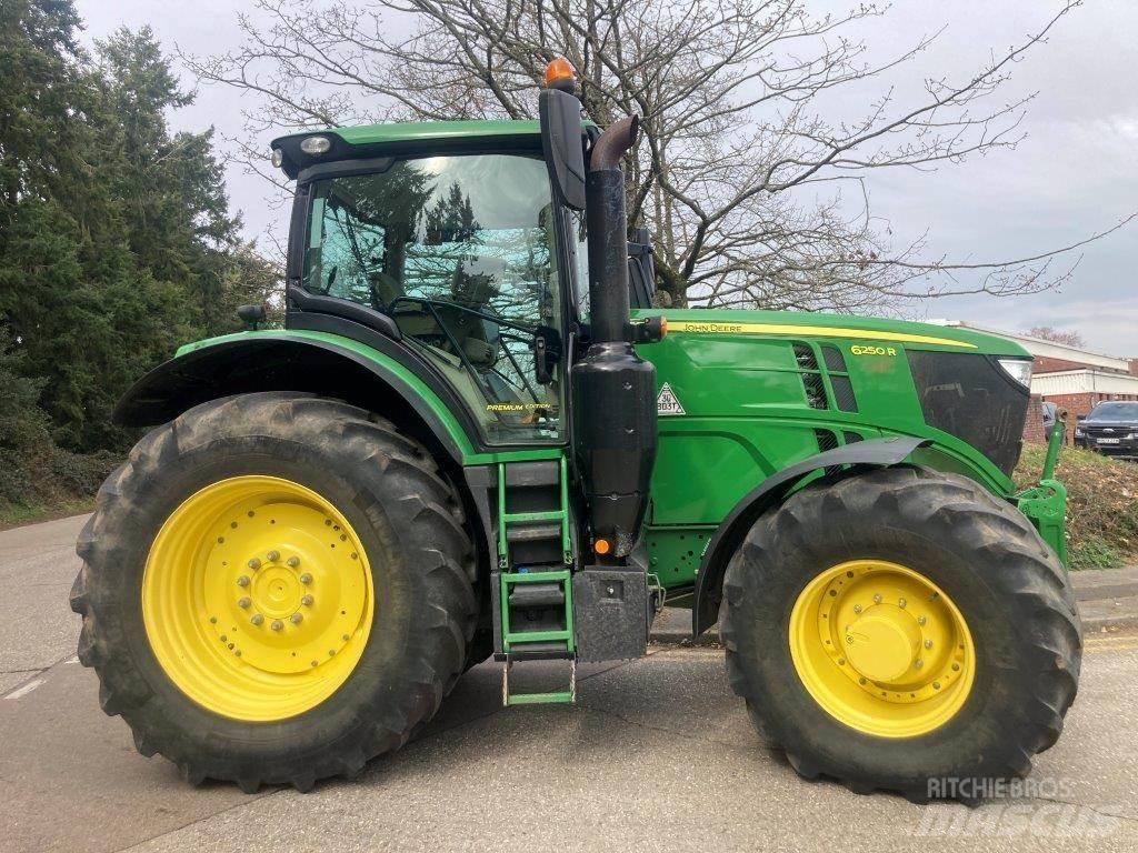 John Deere 6250R 트랙터