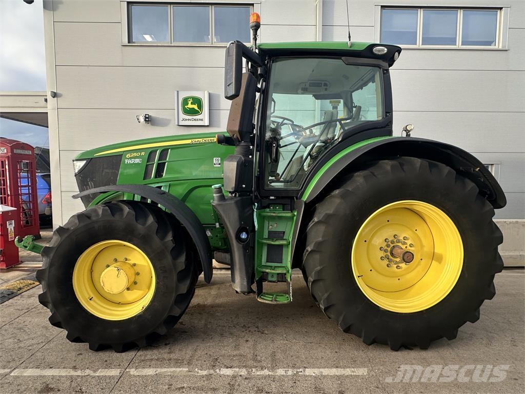 John Deere 6250R 트랙터