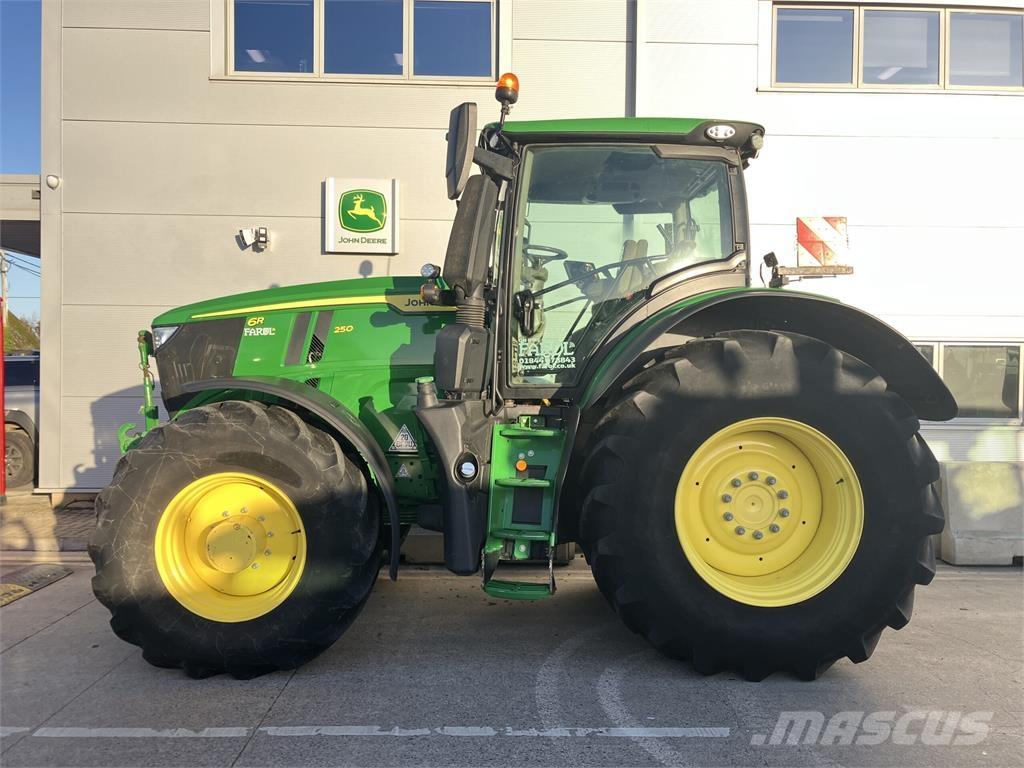 John Deere 6R 250 트랙터