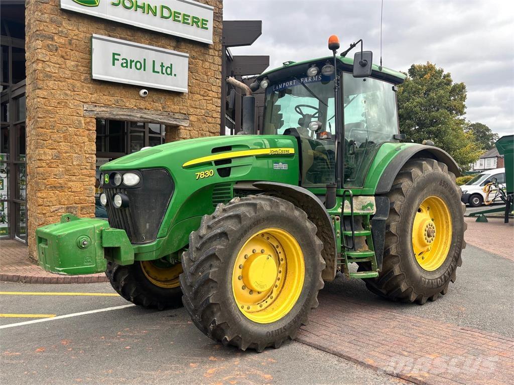 John Deere 7830 트랙터