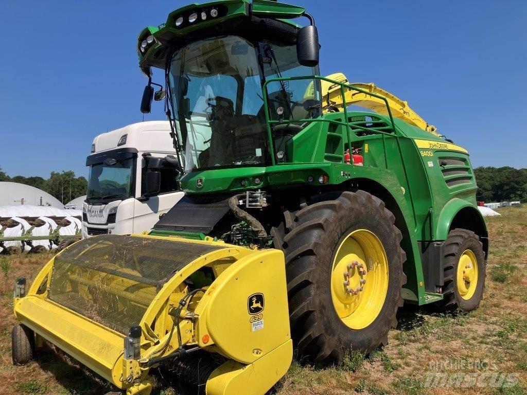 John Deere 8400i 자동 초지기계