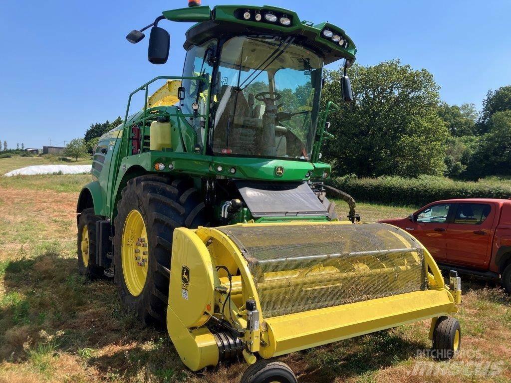 John Deere 8400i 자동 초지기계