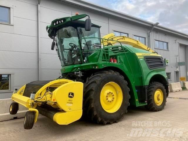 John Deere 8500i 자동 초지기계