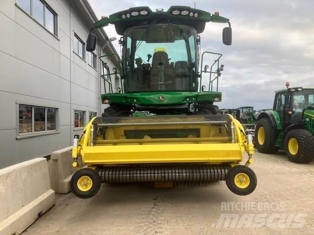 John Deere 8500i 자동 초지기계
