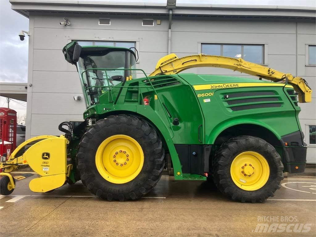 John Deere 8600 자동 초지기계