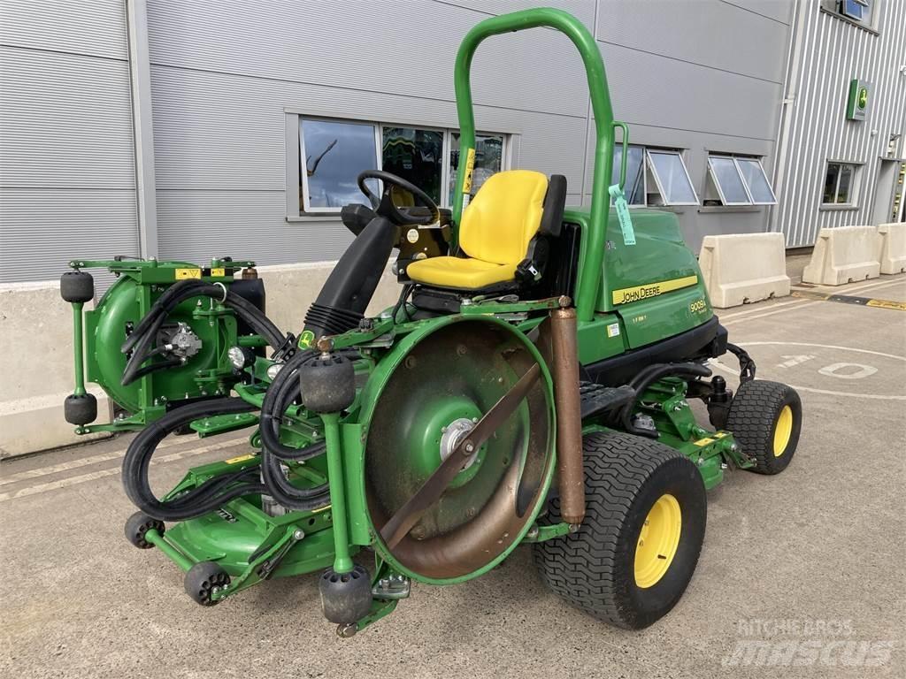 John Deere 9009A 밀면서 전진하는 잔디깎기