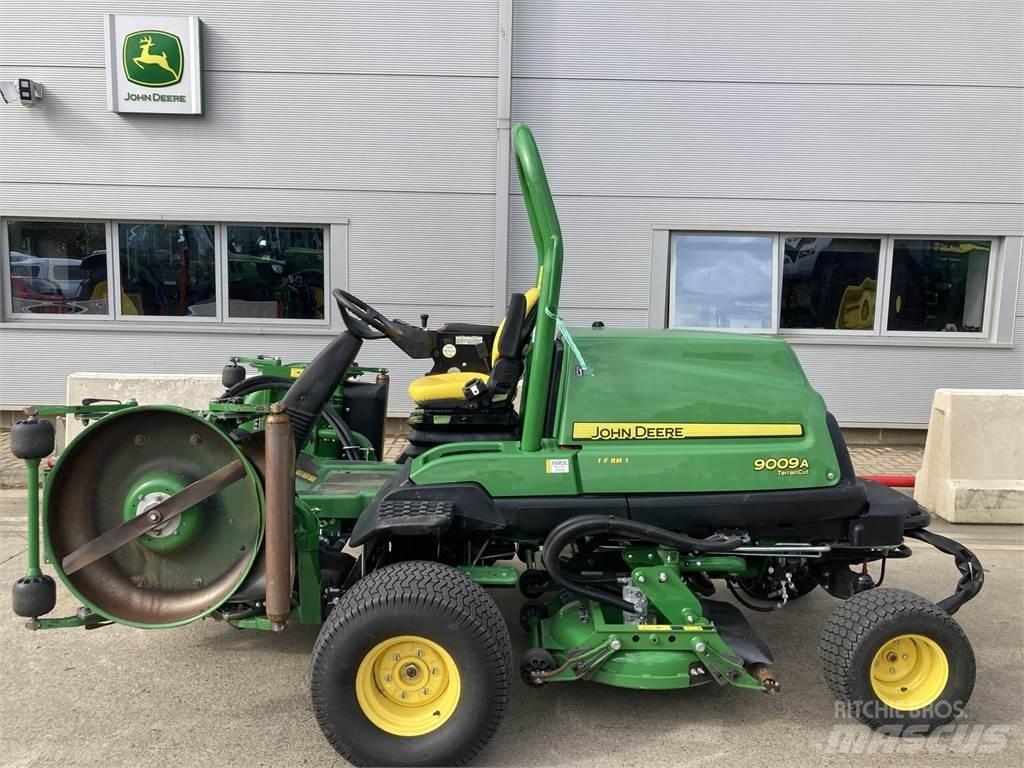 John Deere 9009A 밀면서 전진하는 잔디깎기