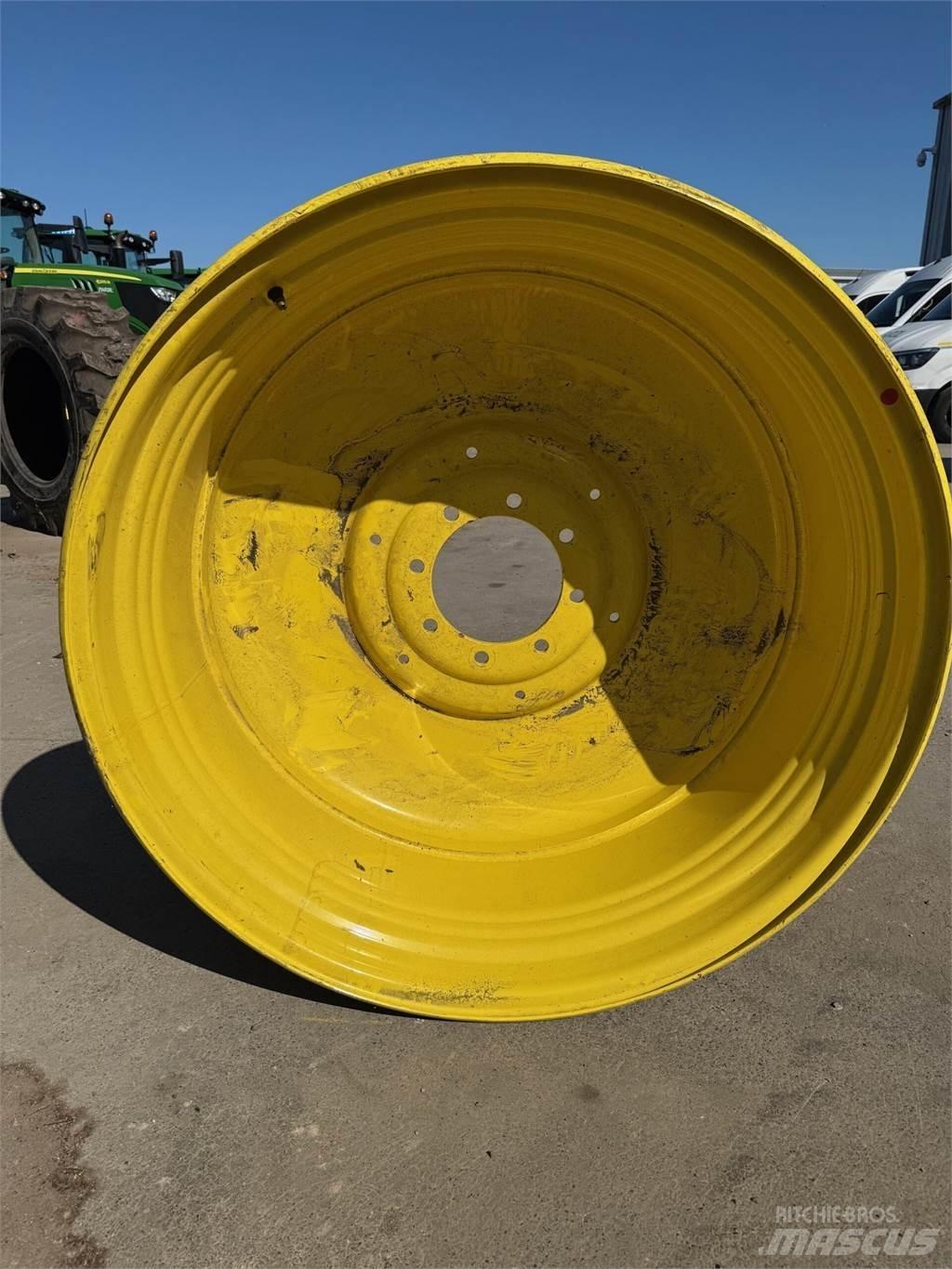John Deere Example 타이어, 휠 및 림