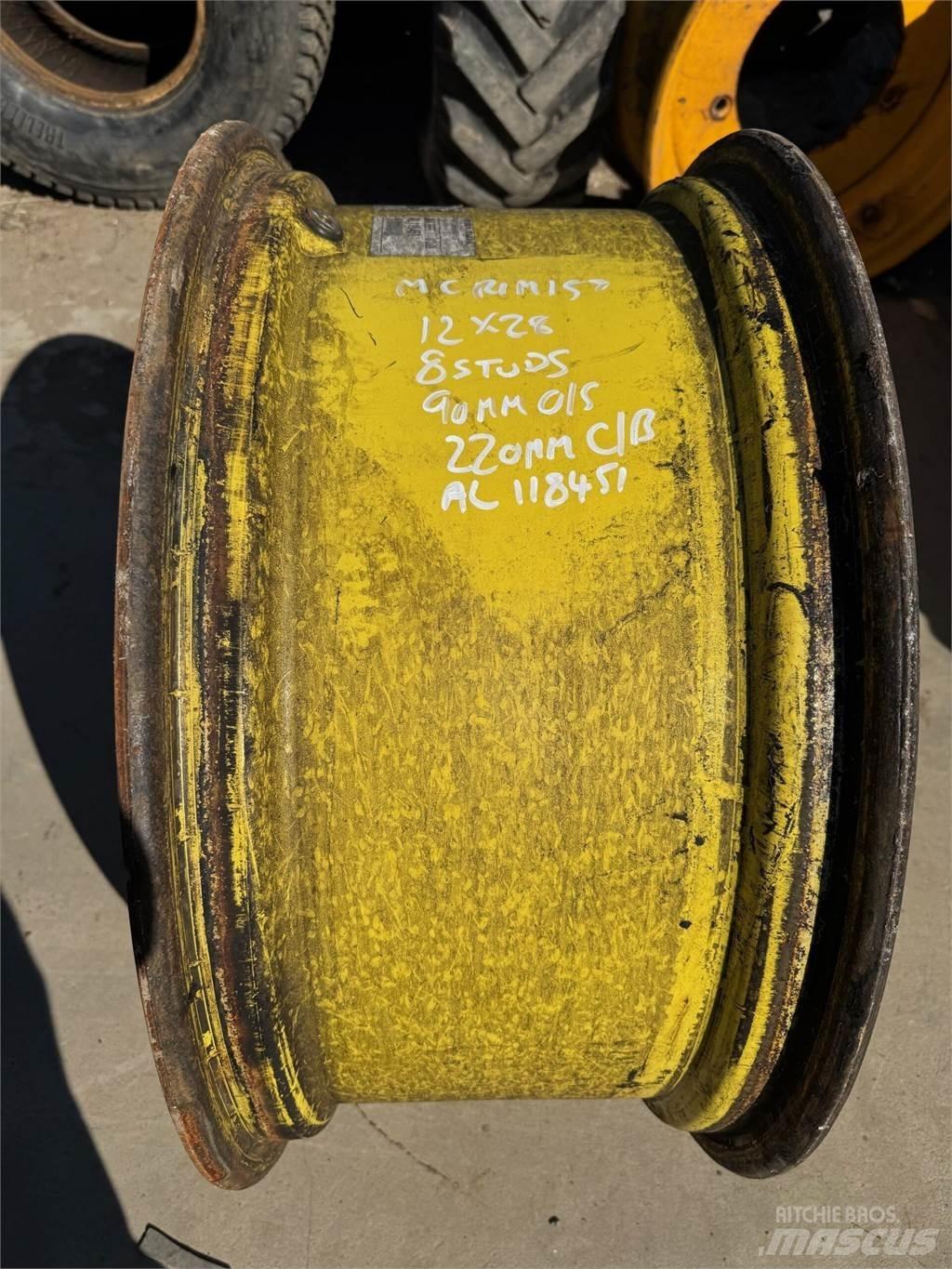 John Deere Example 타이어, 휠 및 림