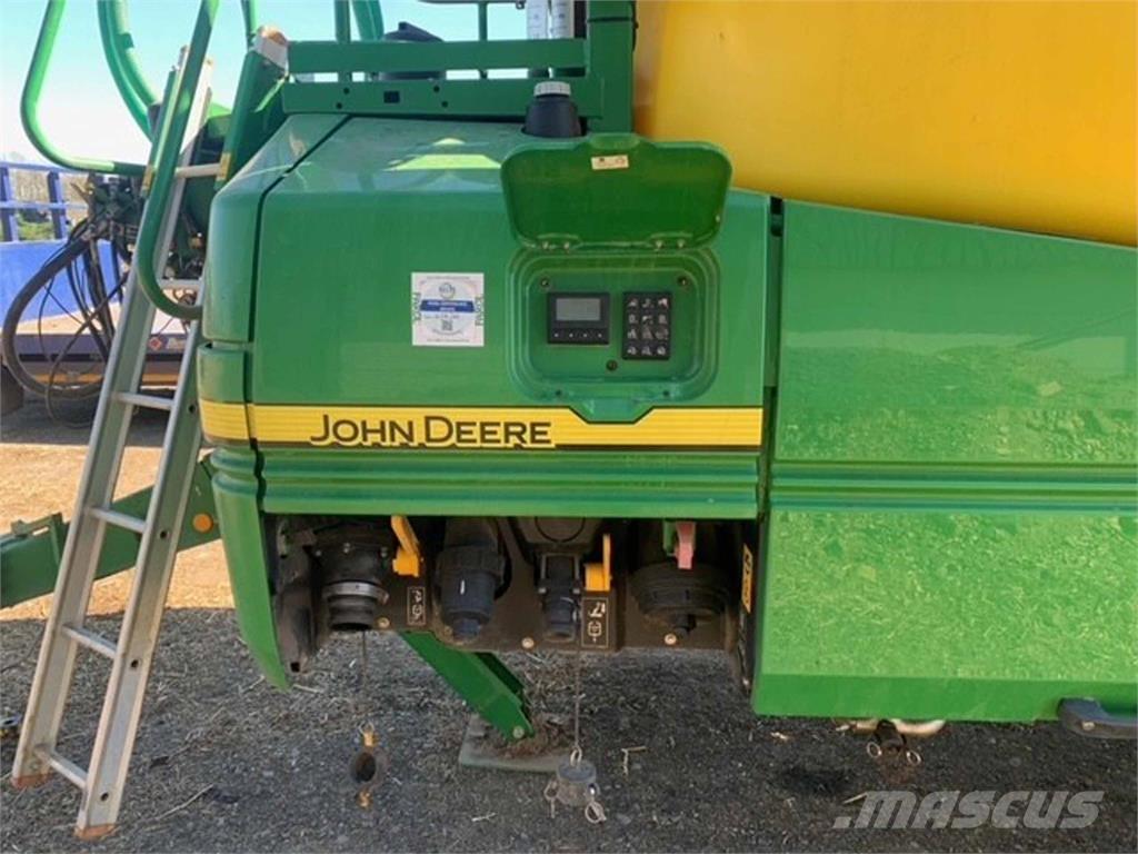John Deere R962I 자주 동력 분무기